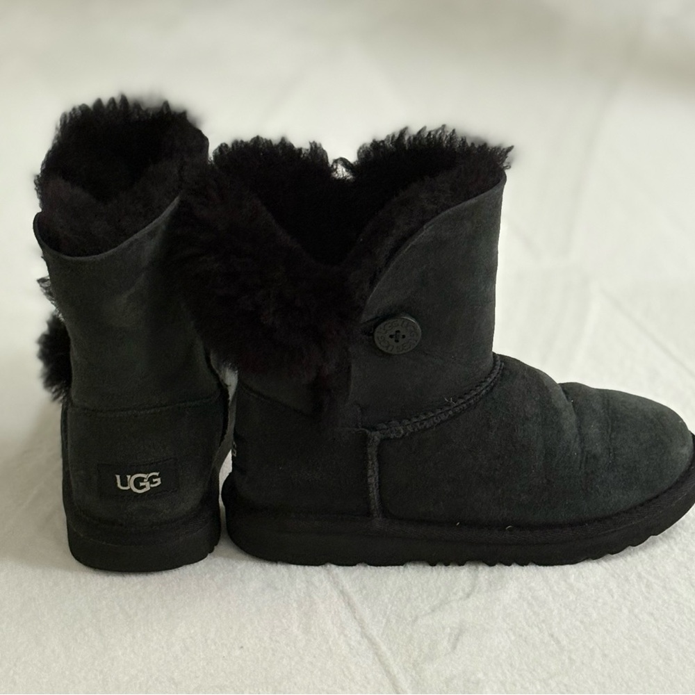 UGG Sheepskin Boots